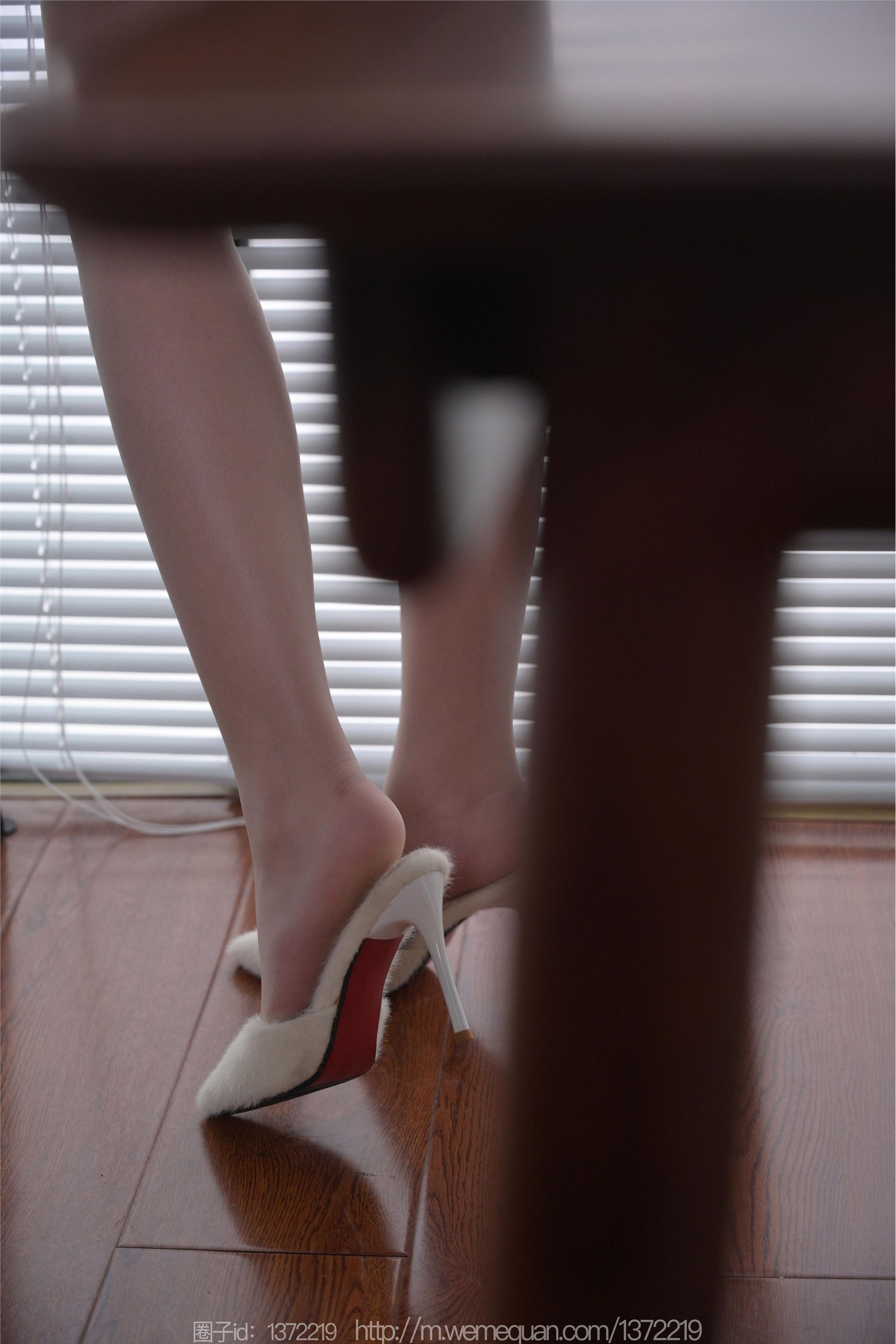 IESS异思趣向  2023.03.30 丝享家 1406 苏苏《粉嫩佳人》